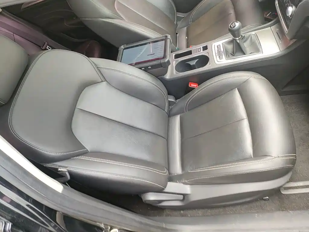 Roewe i6 Classic — фото 19