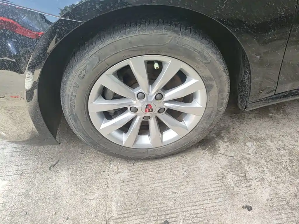 Roewe i6 Classic — фото 24