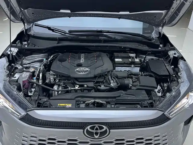 Toyota Corolla Cross — фото 9
