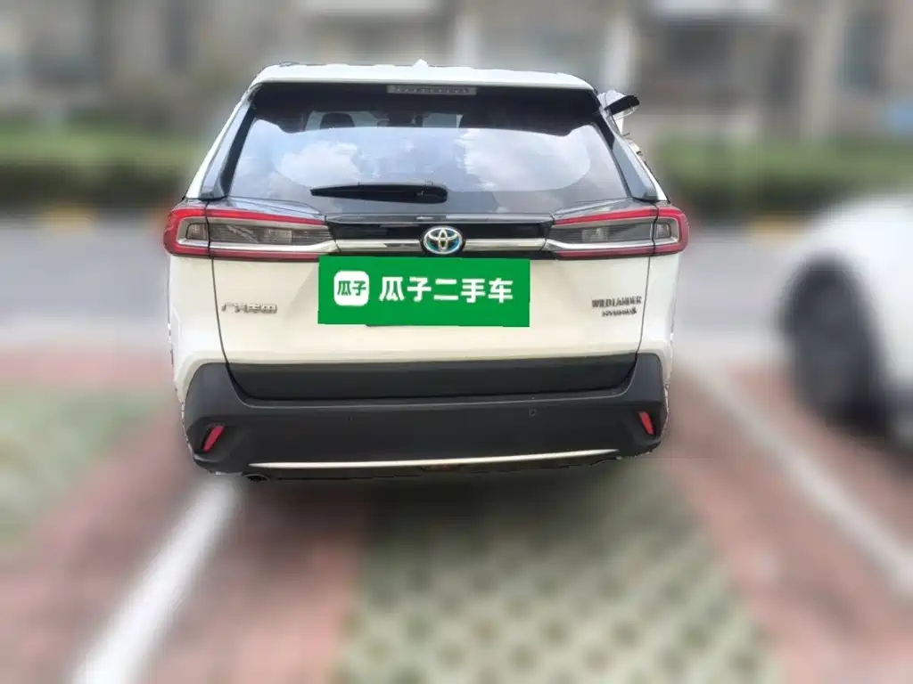 Toyota Wildlander — фото 5