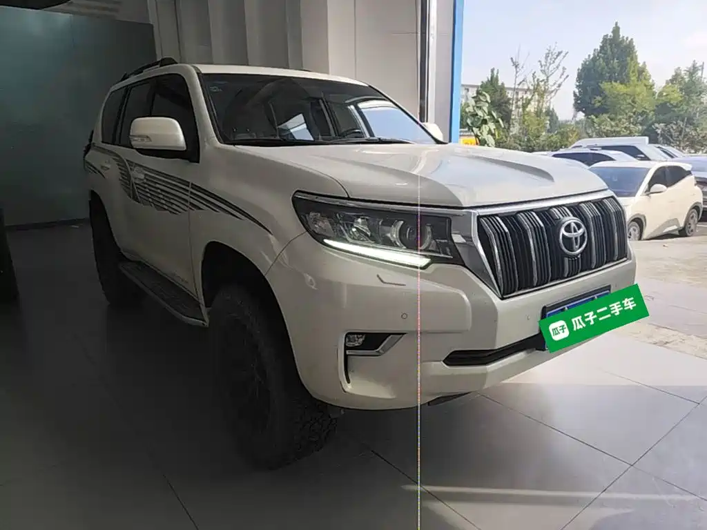 Toyota Prado — фото 3