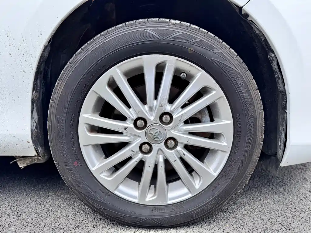 Toyota Vios — фото 20