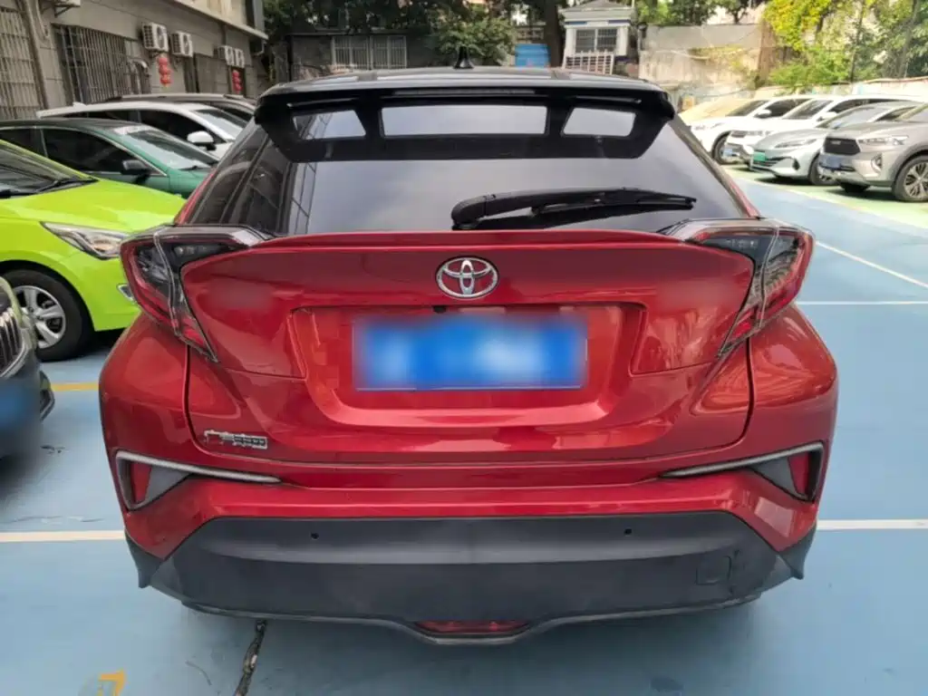 Toyota C-HR — фото 5