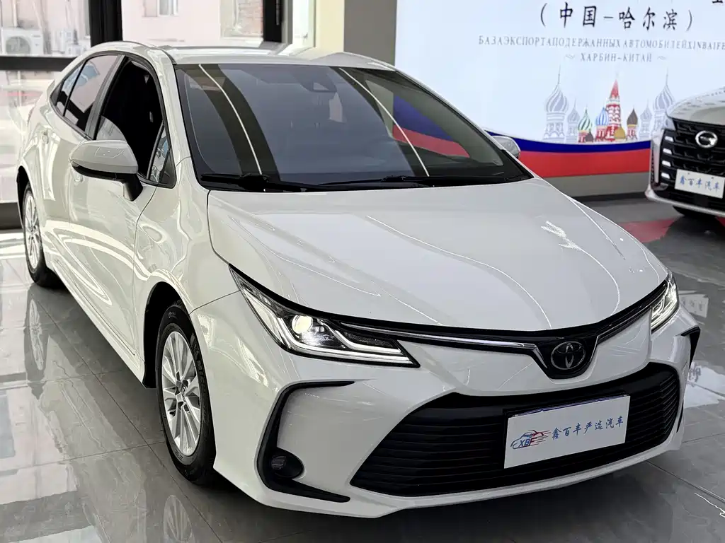 Toyota Corolla — фото 3