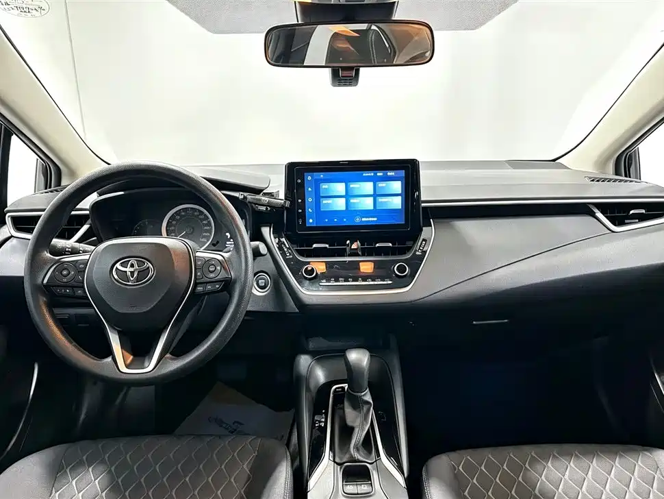 Toyota Allion — фото 10