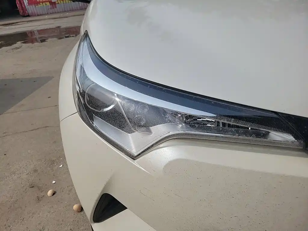Toyota C-HR — фото 7