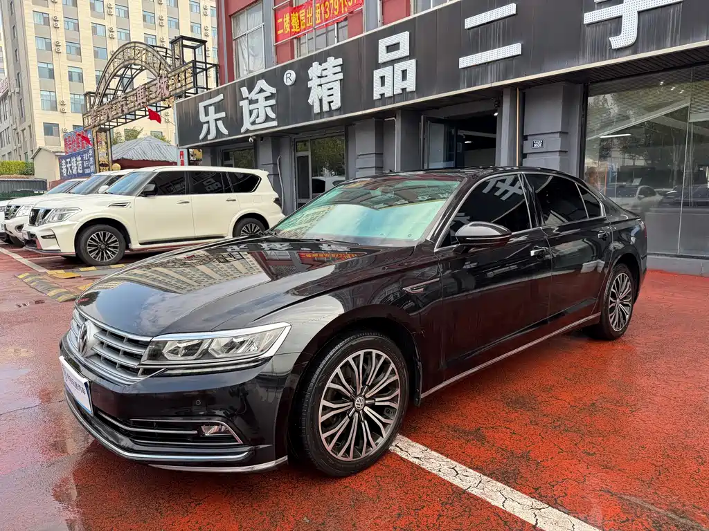 Volkswagen Phideon — фото 2