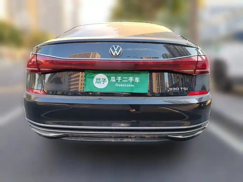 Volkswagen Passat — фото 5