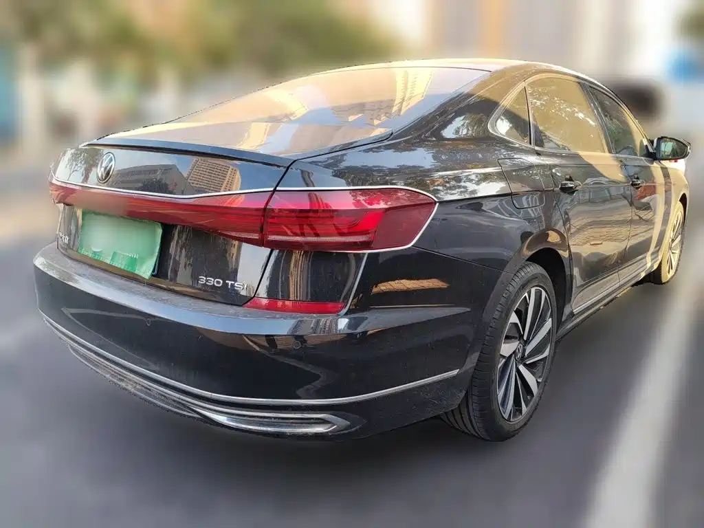 Volkswagen Passat — фото 6