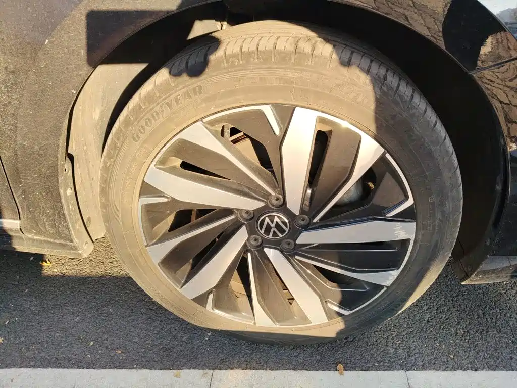 Volkswagen Passat — фото 8