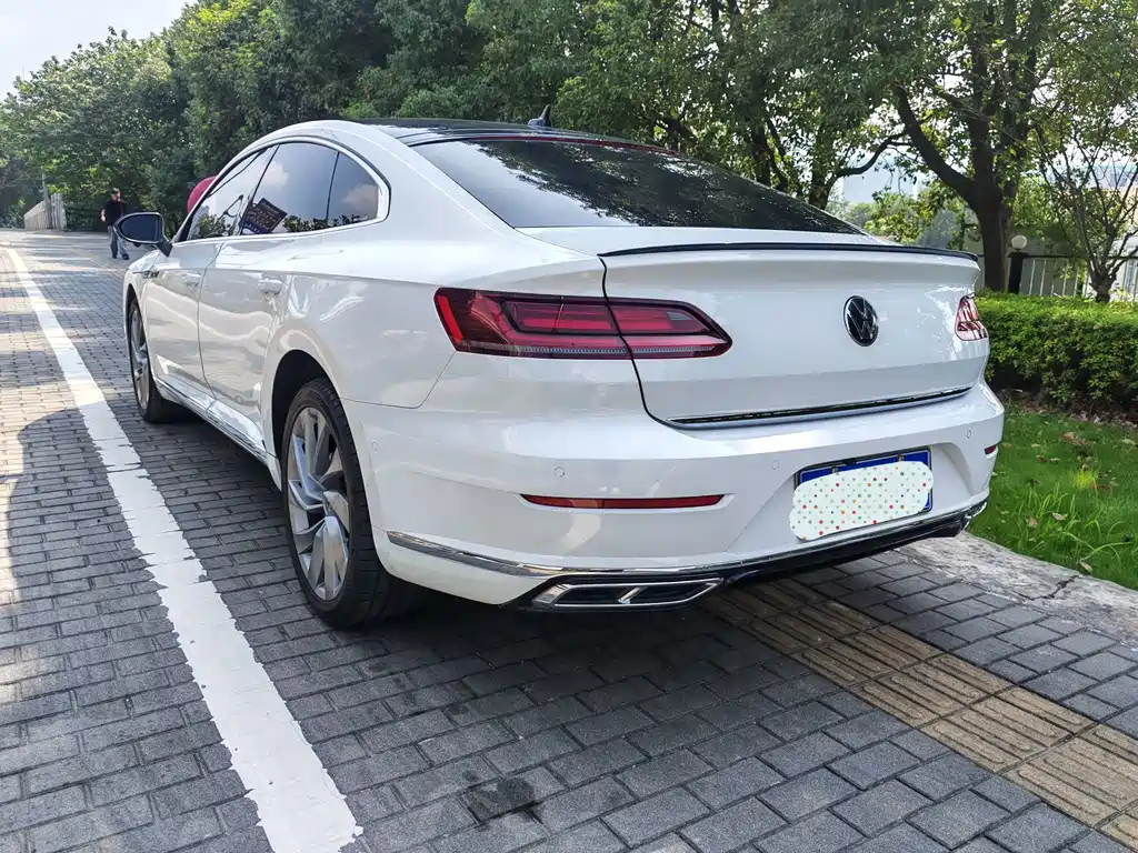 Volkswagen CC — фото 5