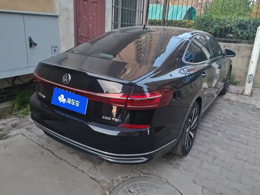 Volkswagen Passat — фото 3