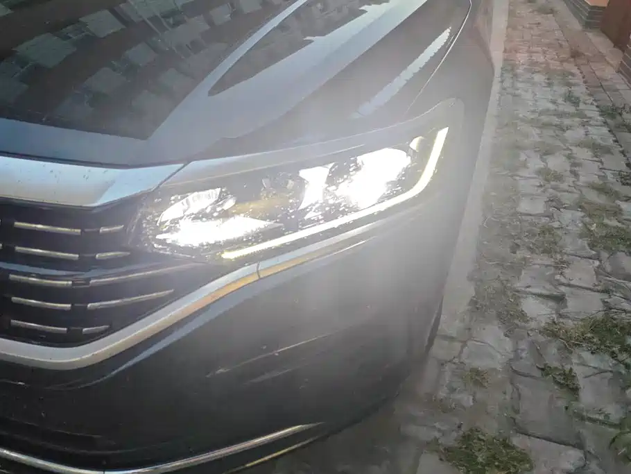 Volkswagen Passat — фото 5