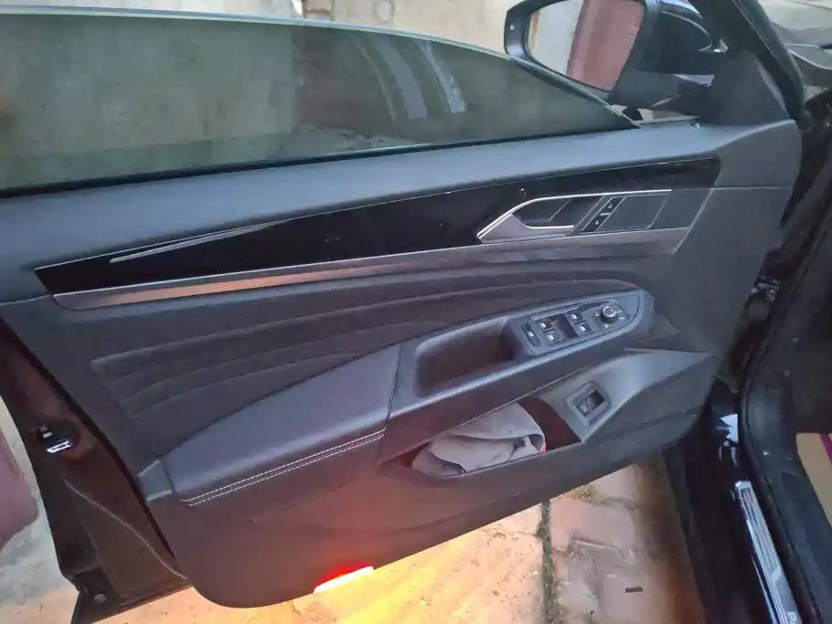 Volkswagen Passat — фото 7