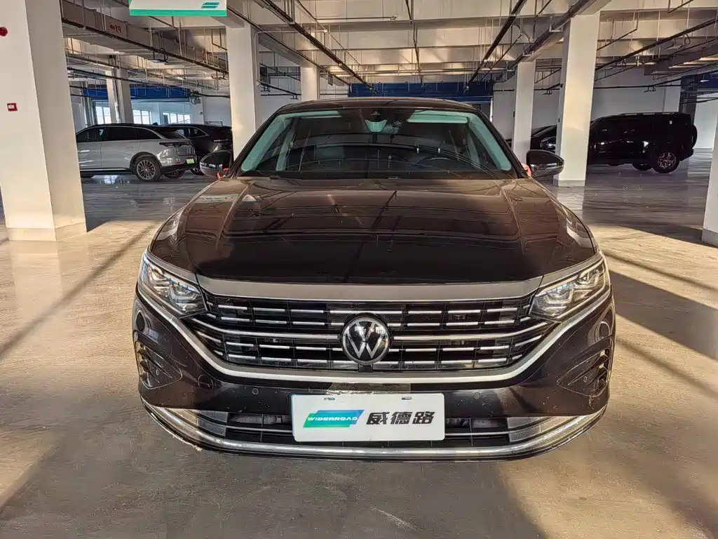 Volkswagen Passat — фото 2