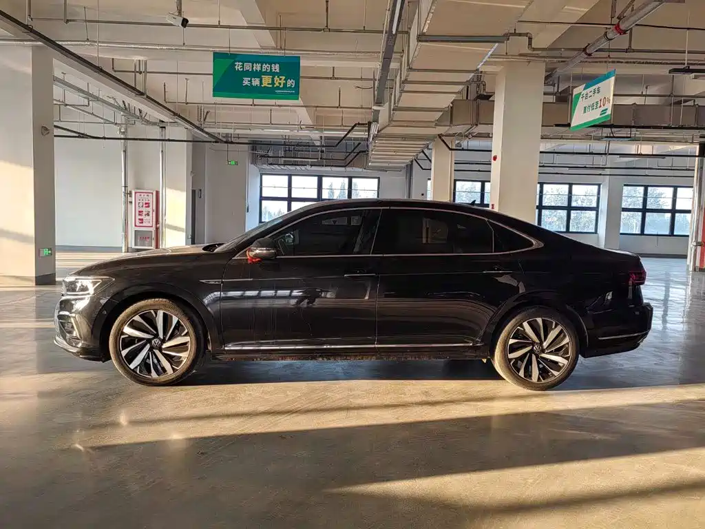 Volkswagen Passat — фото 3