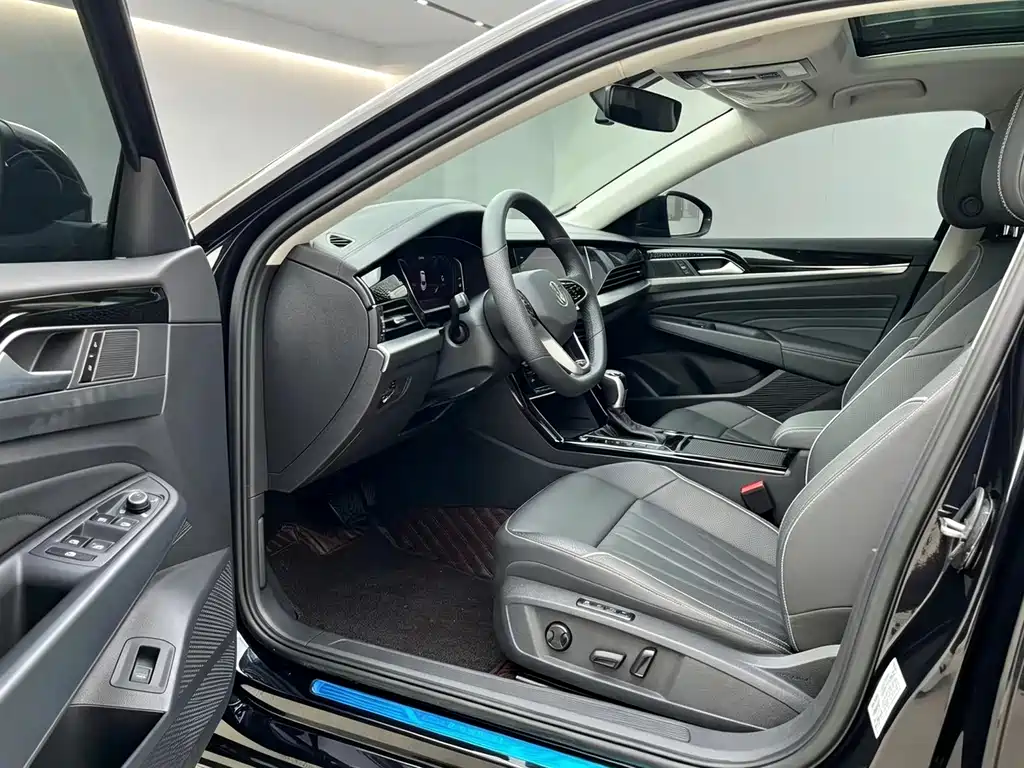Volkswagen Passat — фото 6