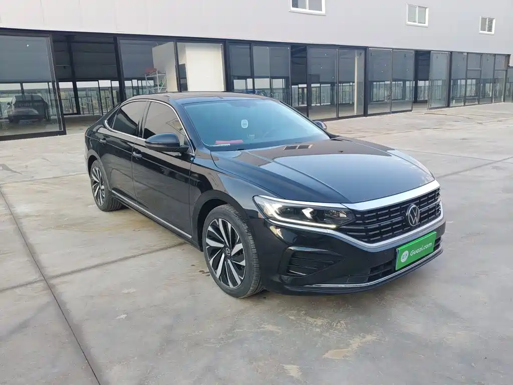 Volkswagen Passat — фото 18