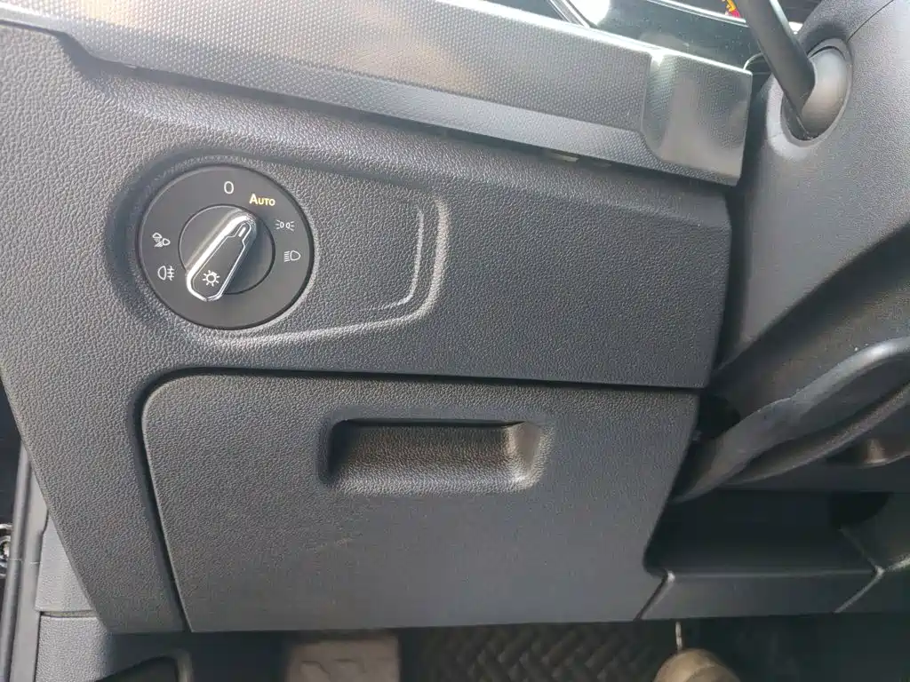 Volkswagen Passat — фото 8