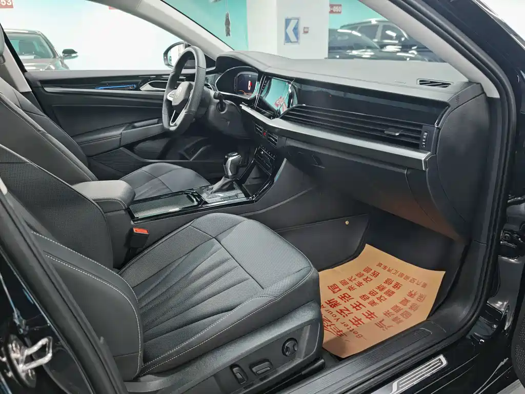 Volkswagen Passat — фото 15