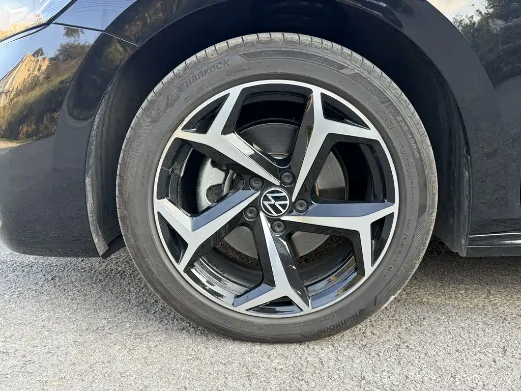 Volkswagen Passat — фото 4