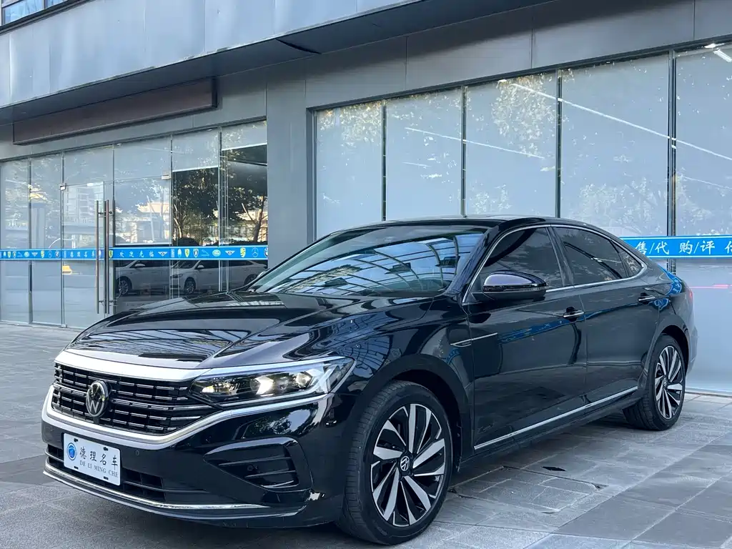 Volkswagen Passat — фото 2