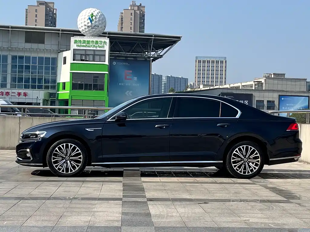 Volkswagen Phideon — фото 3