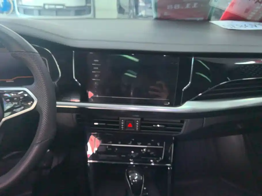 Volkswagen Passat — фото 13
