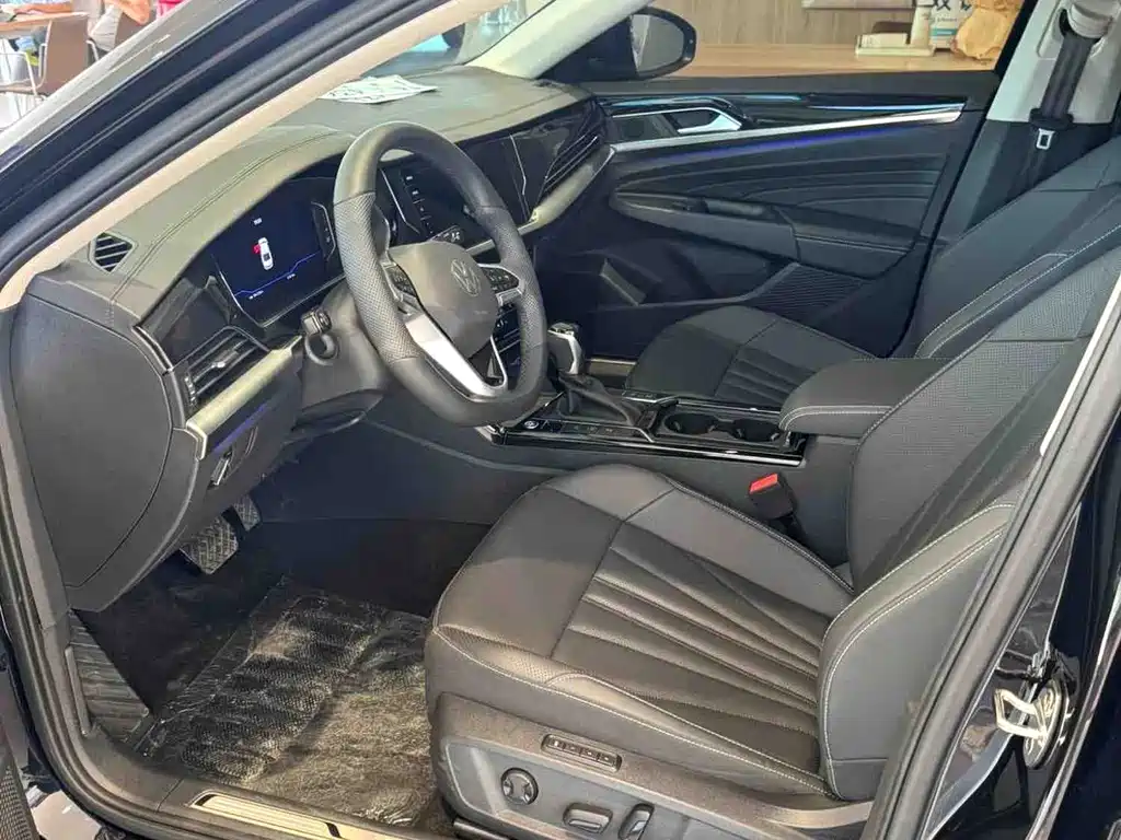 Volkswagen Passat — фото 5