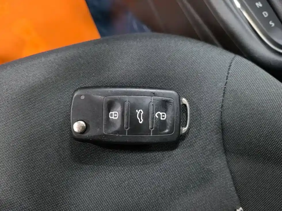 Volkswagen Polo — фото 8