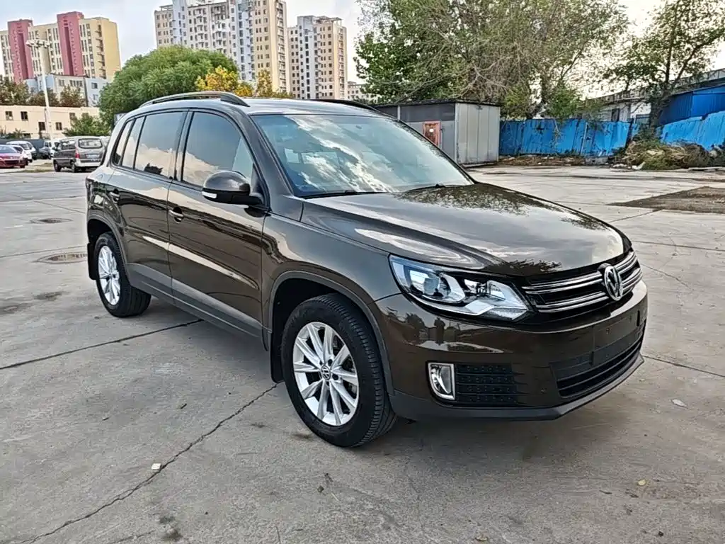 Volkswagen Tiguan — фото 3