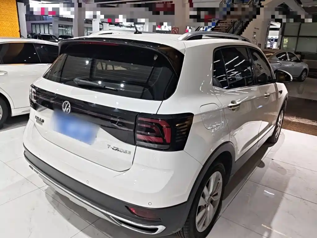 Volkswagen T-Cross — фото 6