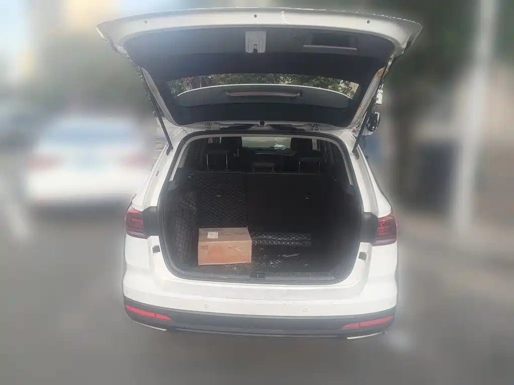 Volkswagen Tharu — фото 9
