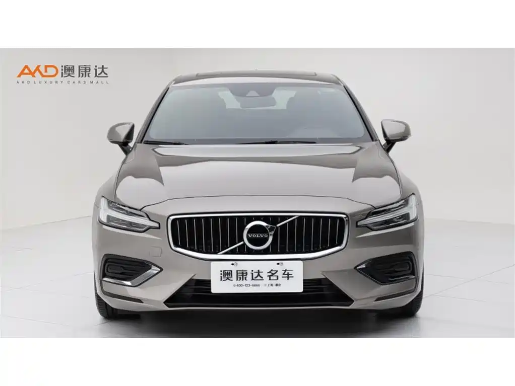 Volvo S60 — фото 2