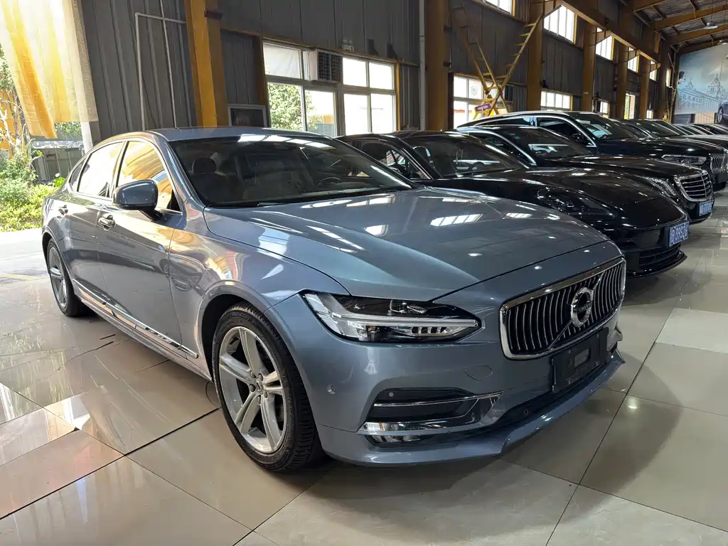 Volvo S90 — фото 3