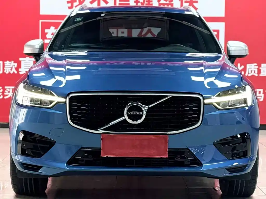 Volvo XC60 — фото 3