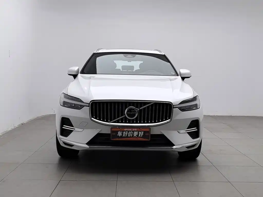 Volvo XC60 — фото 3