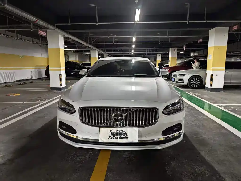Volvo S90 — фото 4