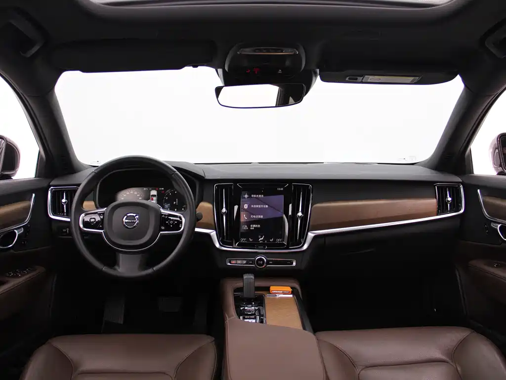 Volvo S90 — фото 3