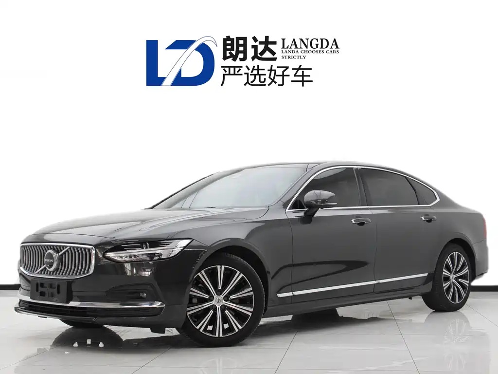 Volvo S90 — фото 1