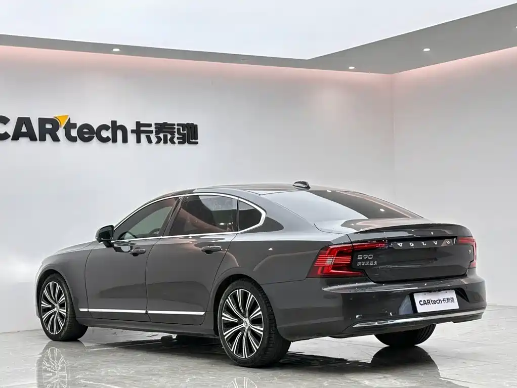 Volvo S90 — фото 3