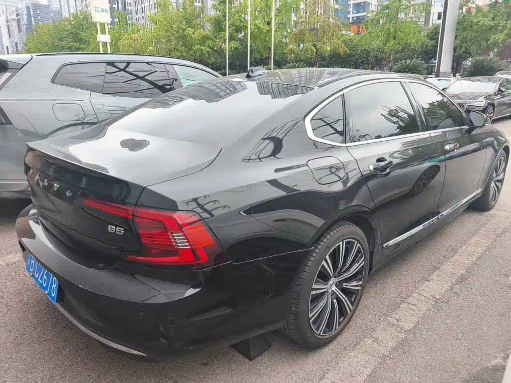 Volvo S90 — фото 2
