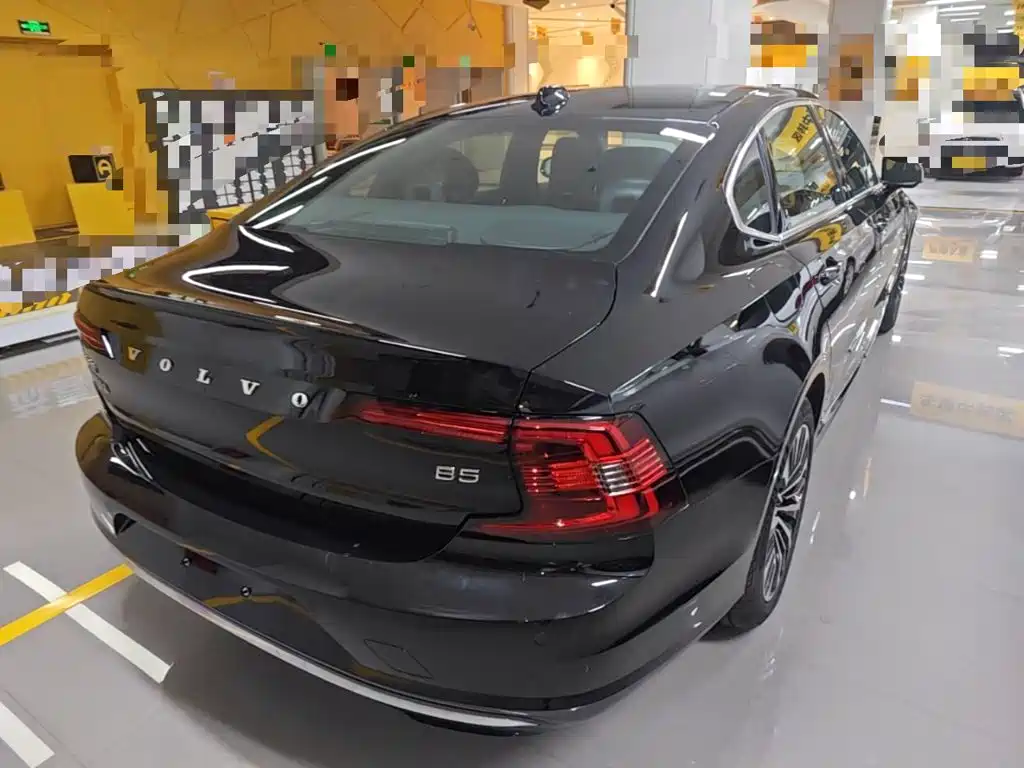 Volvo S90 — фото 6