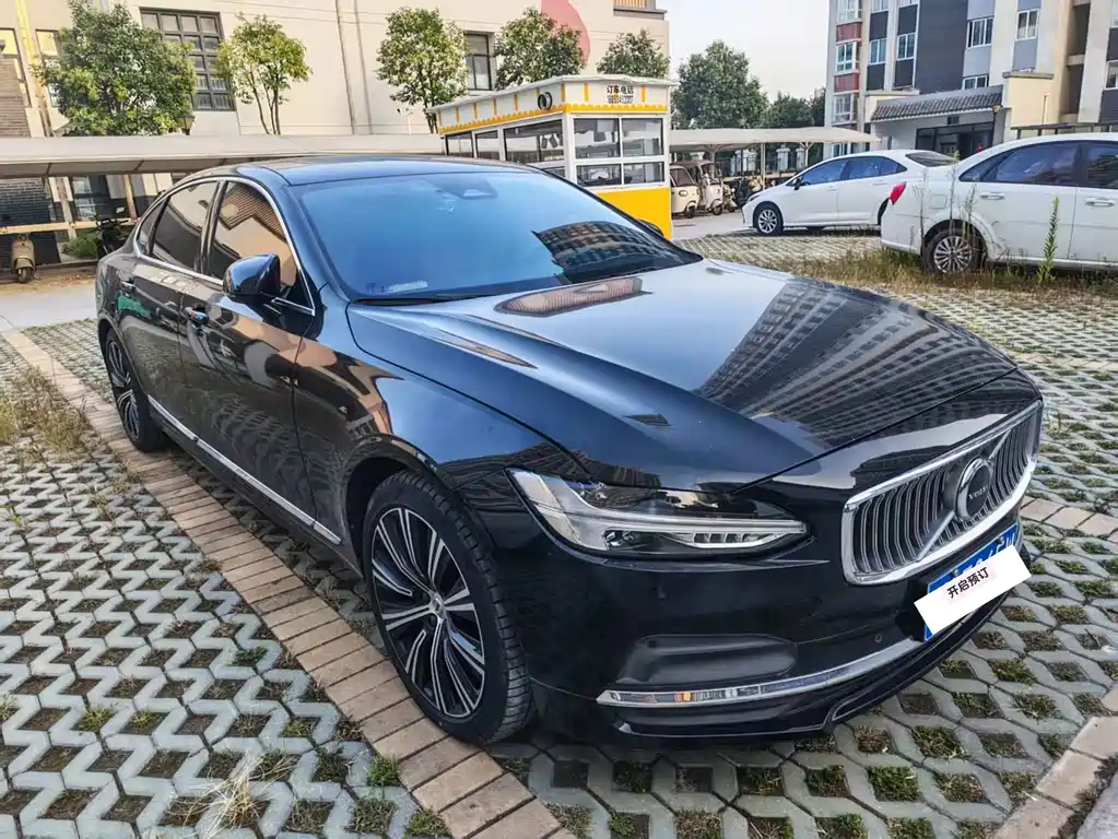 Volvo S90 — фото 2