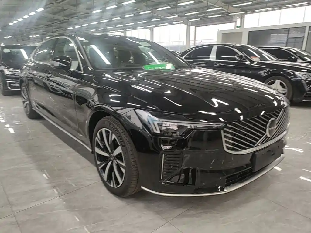 Volvo S90 — фото 3