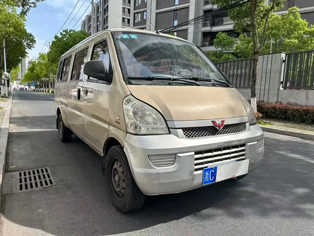 Wuling Rongguang — фото 2