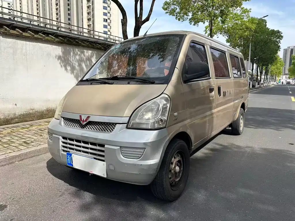 Wuling Rongguang — фото 3
