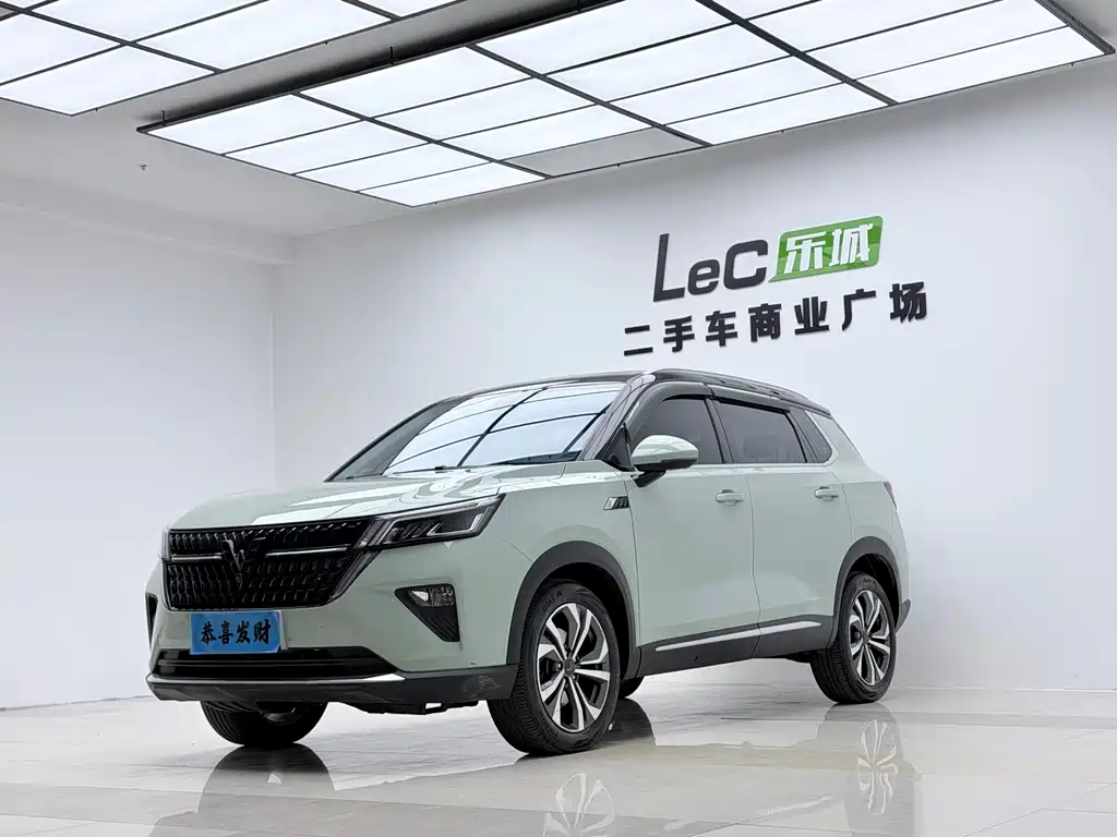 Wuling Xingchen — фото 1