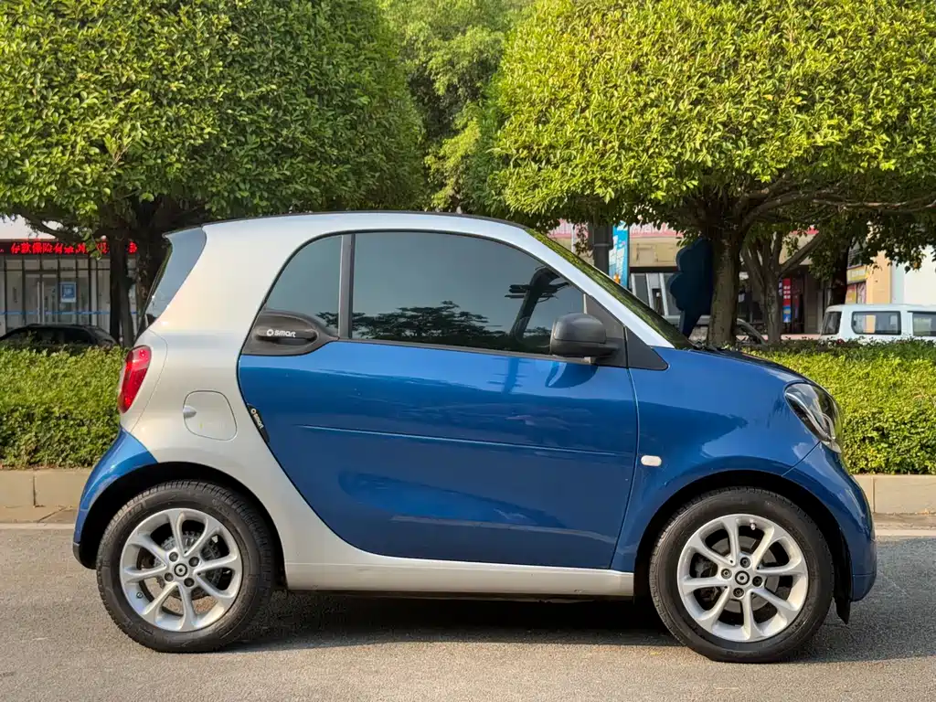 smart Smart Fortwo — фото 7