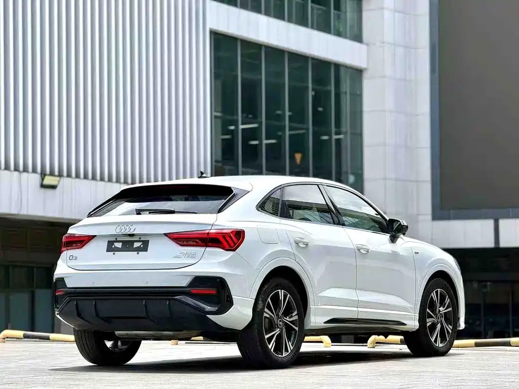 Audi Q3 Sportback — фото 7